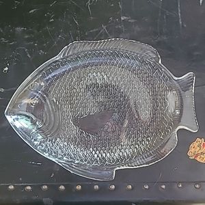 Anchor Hocking Fish Plate
